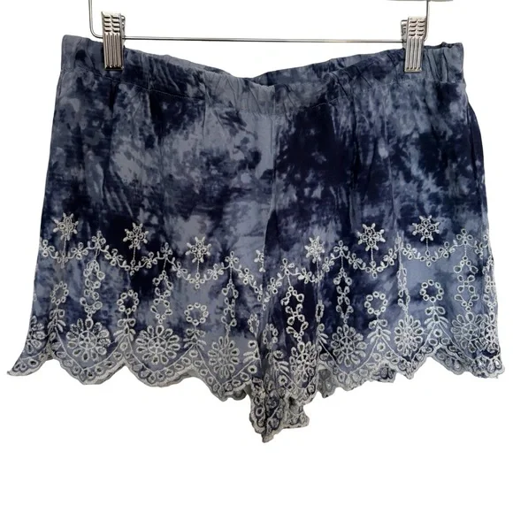 Kendall & Kylie Blue & White Tie Dye Boho Embroidered Shorts Medium - Picture 4 of 9